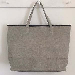 India Hicks / Madly Deeply Tote Bag